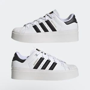 WMNS Adidas Superstar Bonega size 8.5